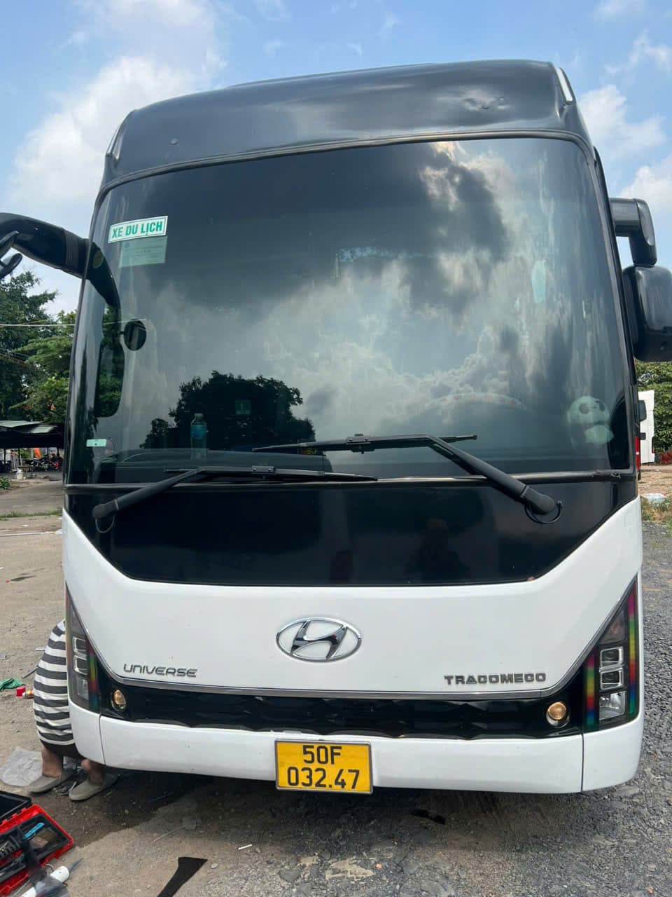Xe Du Lịch Tracomeco - công trình dán phim cách nhiệt